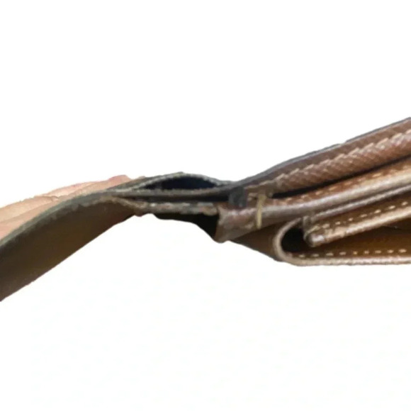 #194 Louis Vuitton Porte Tresor Monogram Trifold Wallet - Picture 16 of 16